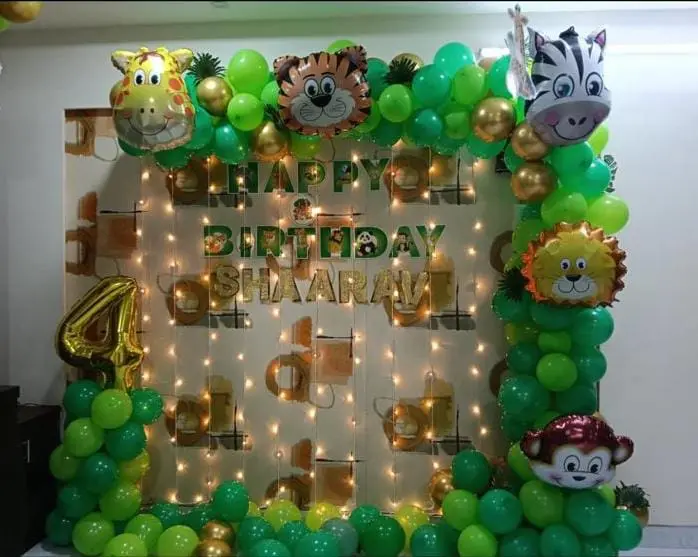 Jungle theme Age Decor